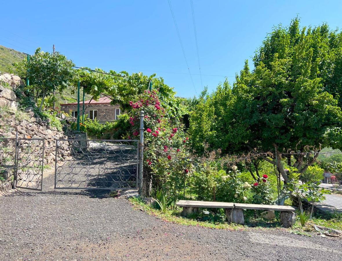 Igor Bed And Breakfast Halidzor エクステリア 写真