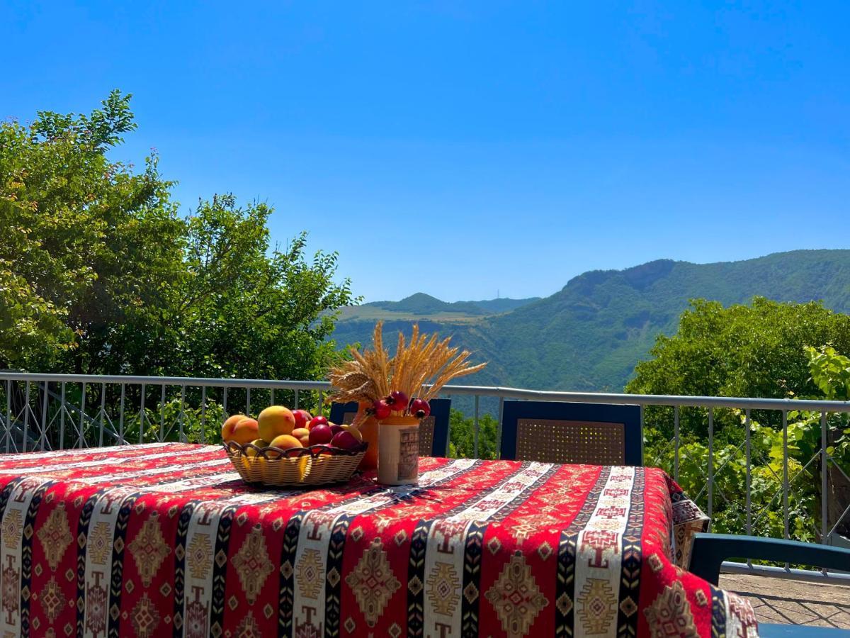 Igor Bed And Breakfast Halidzor エクステリア 写真